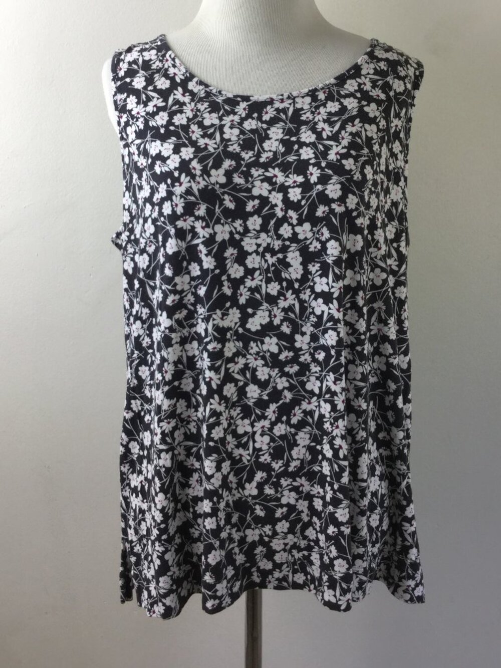 J. Jill Wearever Collection Floral Top l